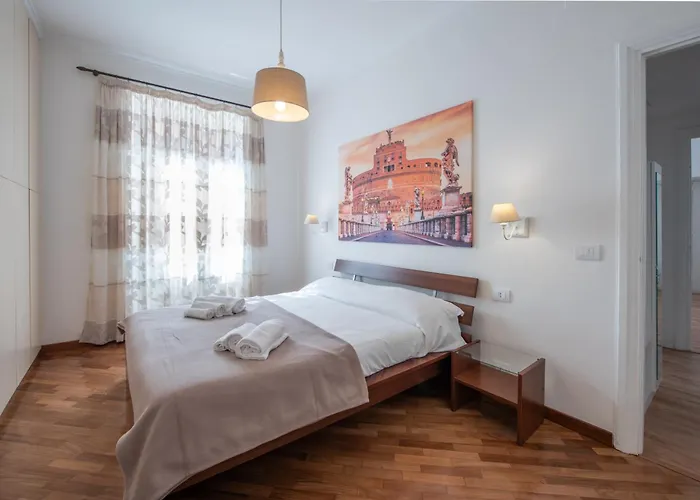 Appartamento Benny Gold - Elegant Right Next To The Metro Roma